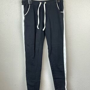EUC JW Style Womens Black and White Sweatpants Size M